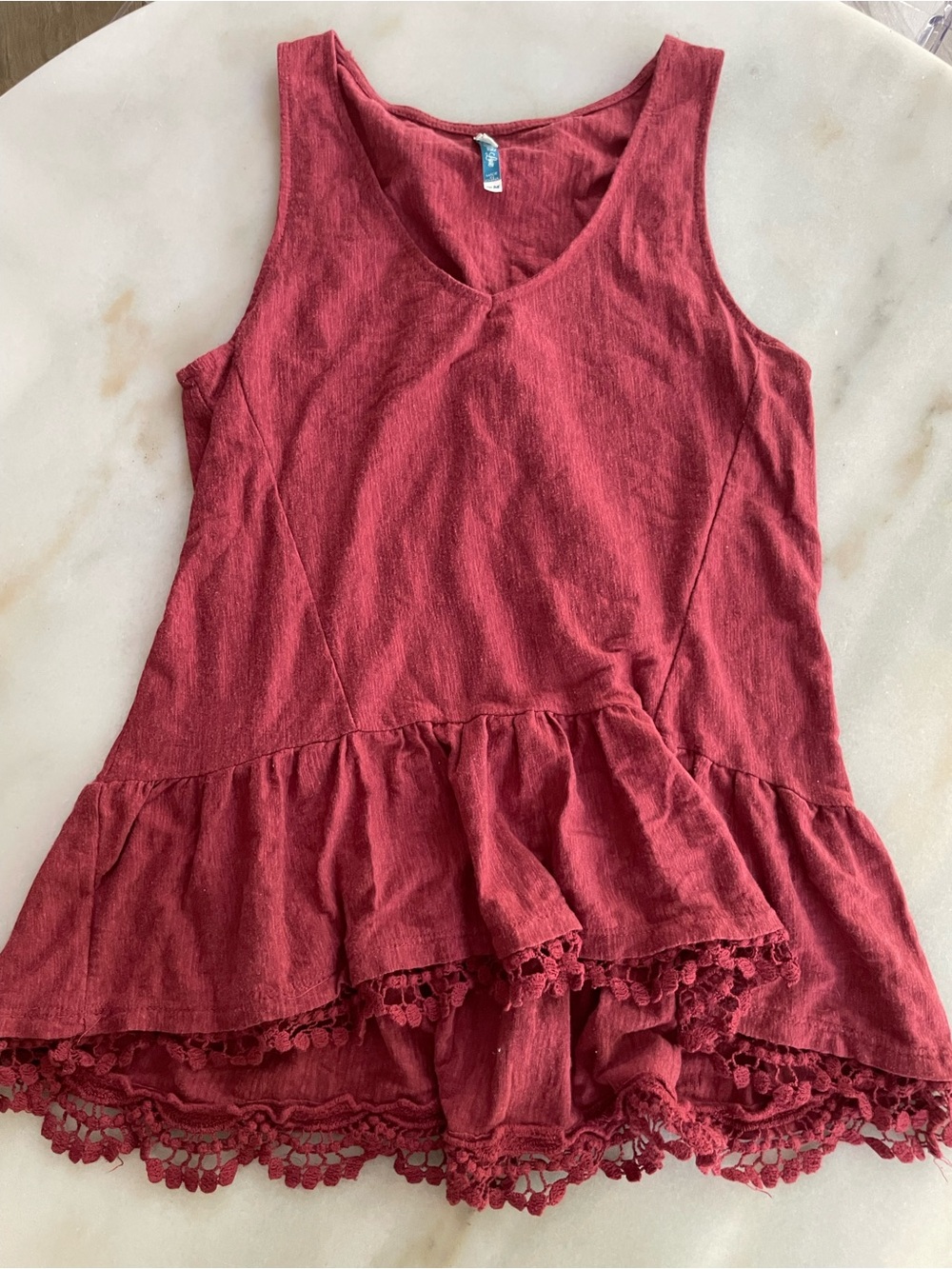 Wallflower Women's Sleeveless Peplum Tank Top - Deep Red size M